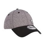 Gorra-New-Era-TEC-3930-bordada-con-visera-curva-unisex-gris-con-negro_3