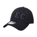 Gorra-New-Era-TEC-3930-bordada-con-visera-curva-con-logo-al-centro-unisex-negro_1