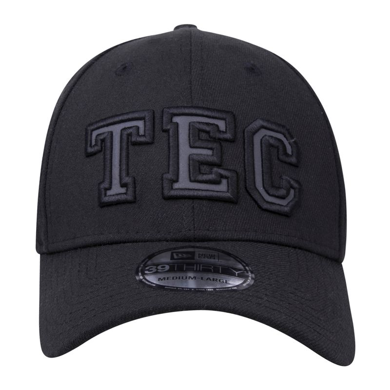 Gorra-New-Era-TEC-3930-bordada-con-visera-curva-con-logo-al-centro-unisex-negro_2